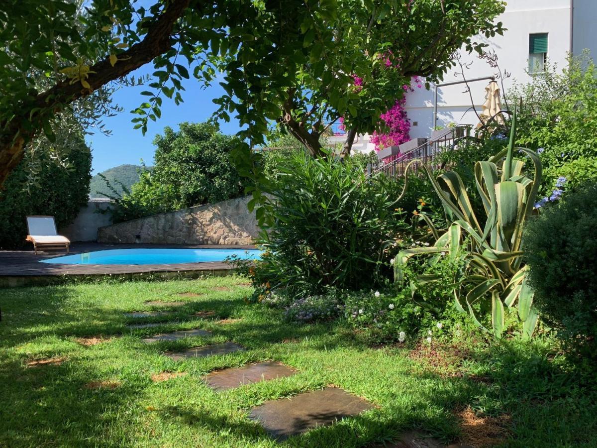 Villa Pineland Borghetto Santo Spirito Kültér fotó