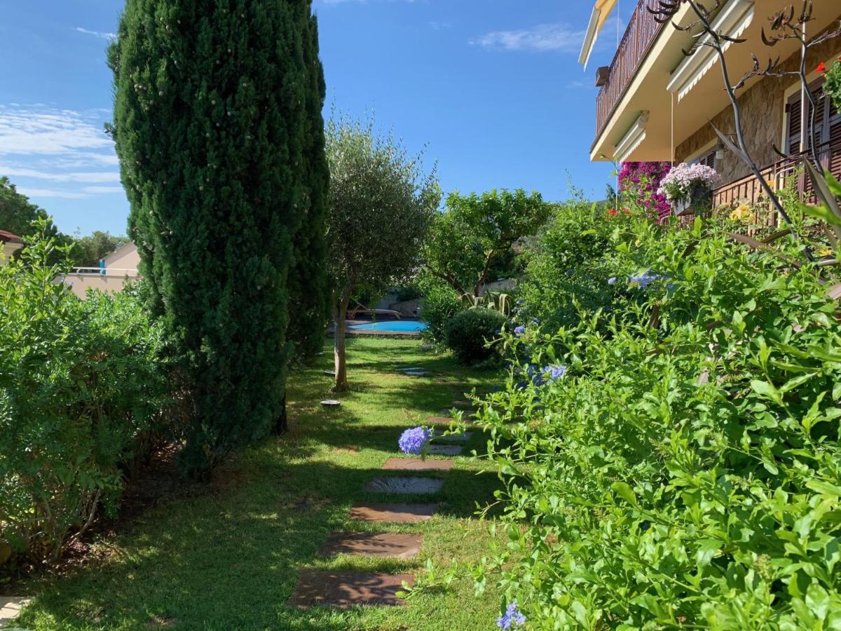 Villa Pineland Borghetto Santo Spirito Kültér fotó