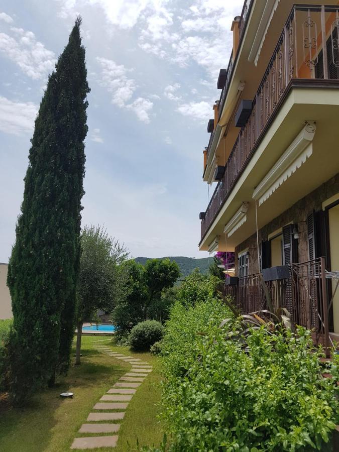 Villa Pineland Borghetto Santo Spirito Kültér fotó